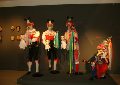 maschere-al-museo-ladino