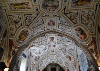 013 Sant'Anna dei Lombardi - il soffitto opera del Vasari