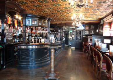 016 un pub